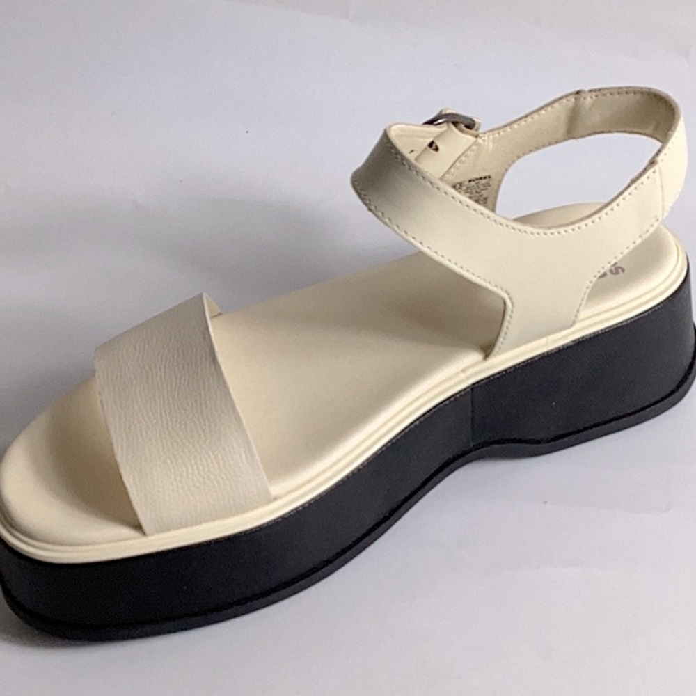SOREL
Women's Dayspring Ankle Strap Flatform Sandals Honey White, Black Size 9.5